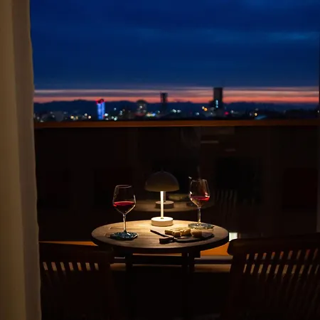 Art Vista