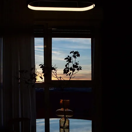 Art Vista Apartment *
